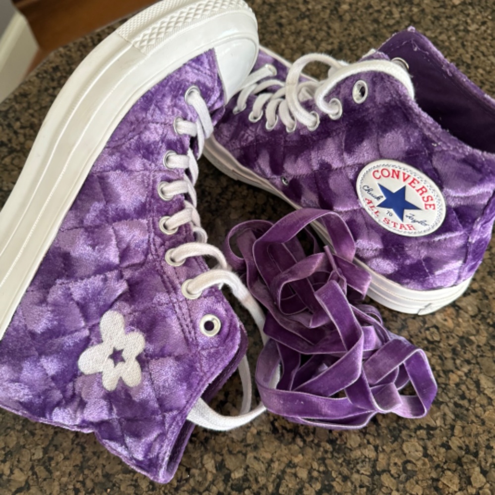 Shoes - Picture 3 of 3